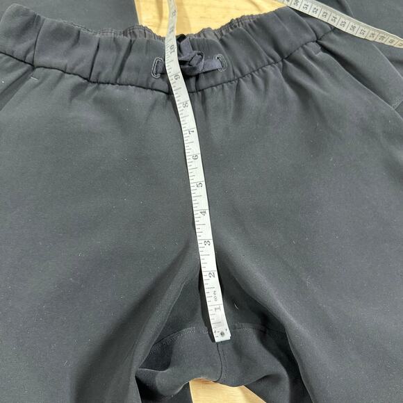 Lululemon On The Fly Black Pant Woven 27" Women's Size 4 Excellent Condition - Picture 8 of 9